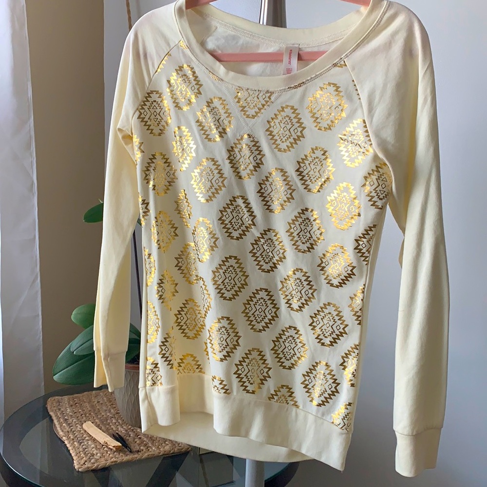 White and Gold Long Sleeve